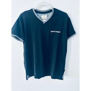 Scott James England Mens Tshirt Size Medium Black with Gray Pocket Detail